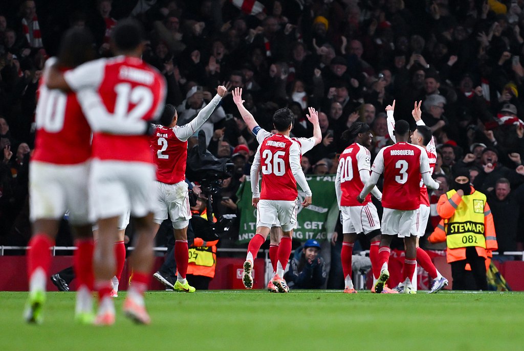 他终于被全世界看见了（他终获全球瞩目）