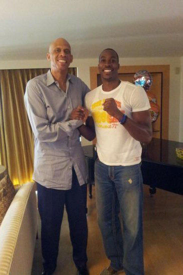 西甲前瞻：安东尼、伊斯科均缺席，贝蒂斯客战塞维利亚迎德比（西甲德比前瞻：伊斯科、安东尼双缺席，贝蒂斯客场挑战塞维利亚）