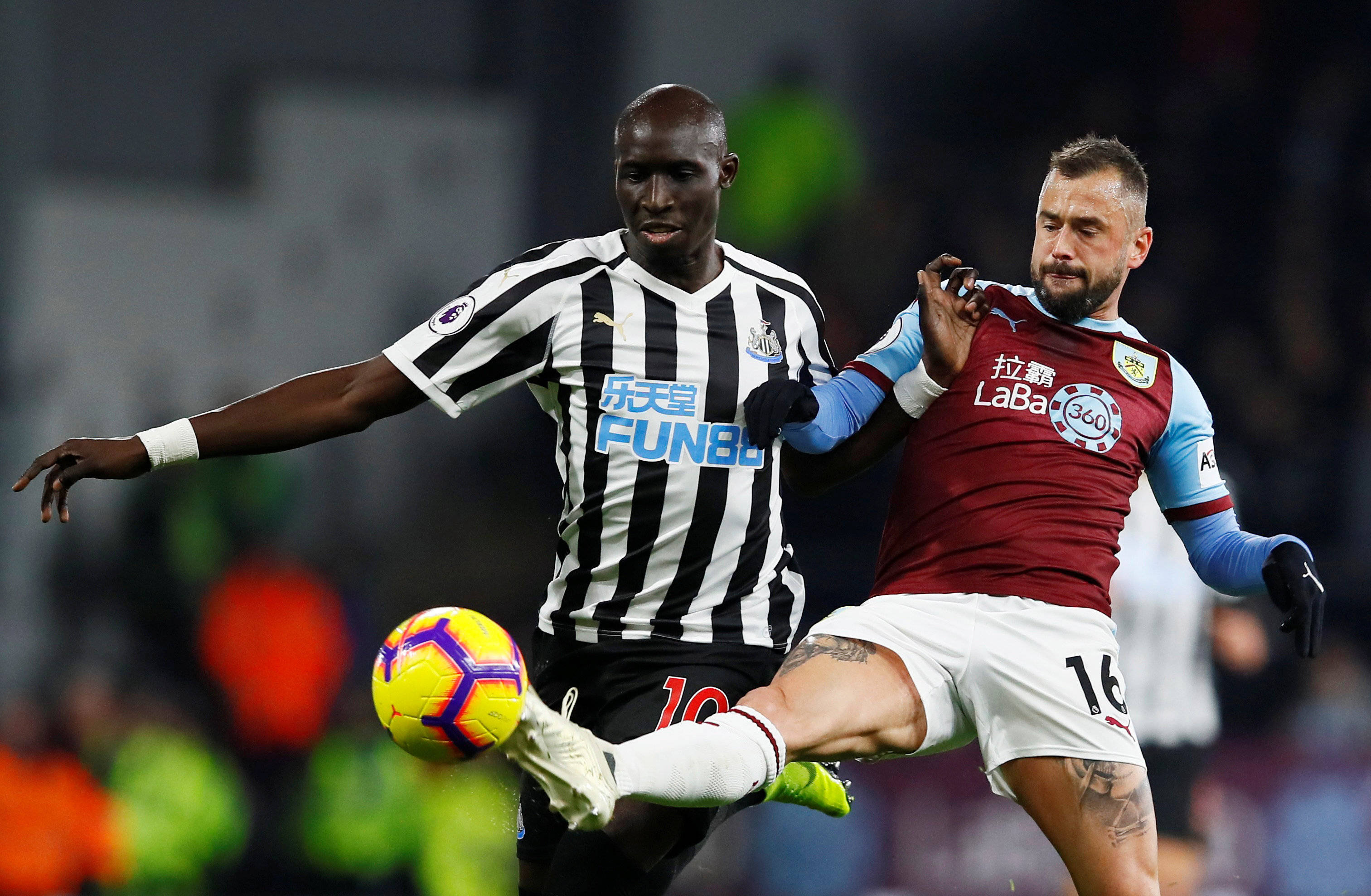 长春亚泰为降级致歉：将稳住根基，力争在一两年内重返中超（长春亚泰就降级致歉：夯实根基，争取一两年内重返中超）