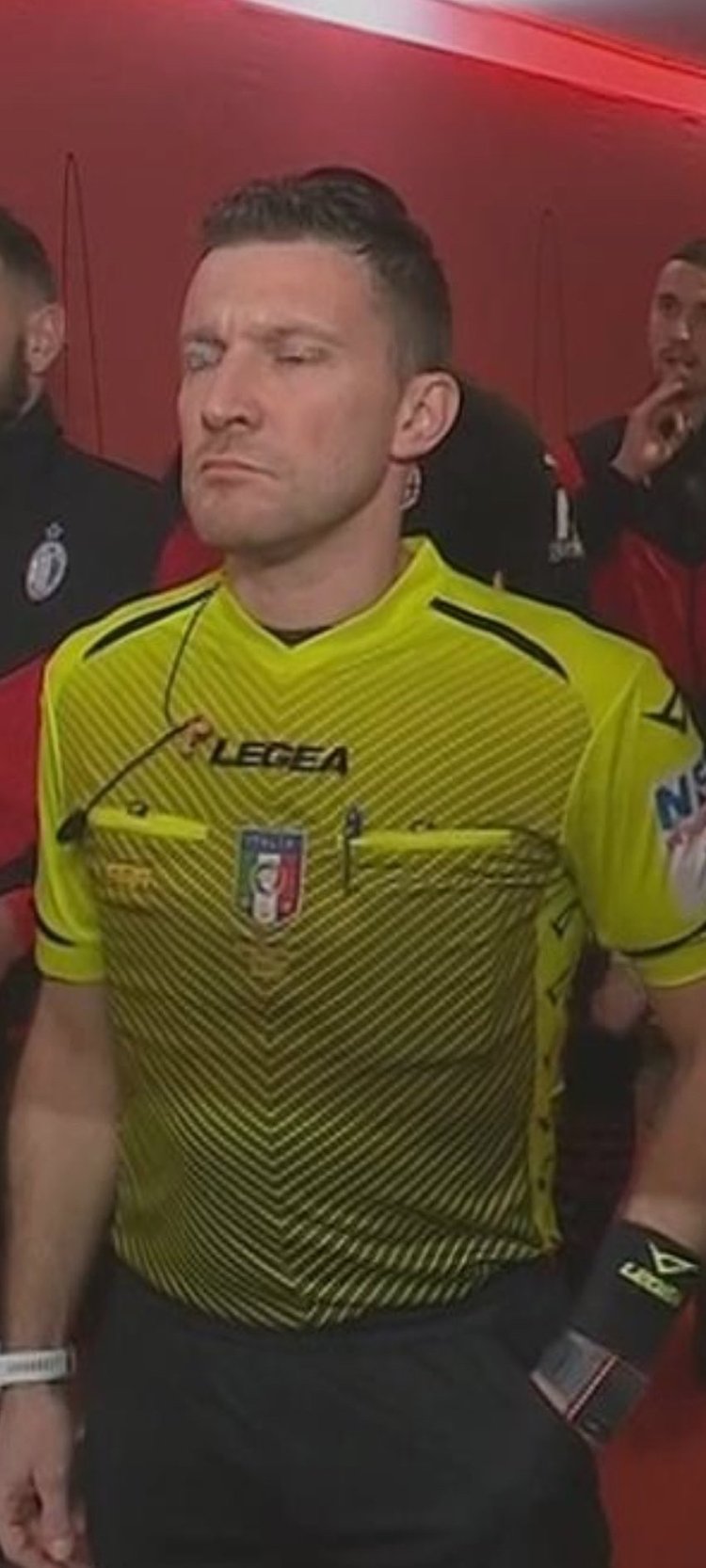 亨利：皇马应该相信阿隆索，上任半年就下课那太荒谬了（亨利：皇马应信任阿隆索，执教半年就解雇太荒唐）