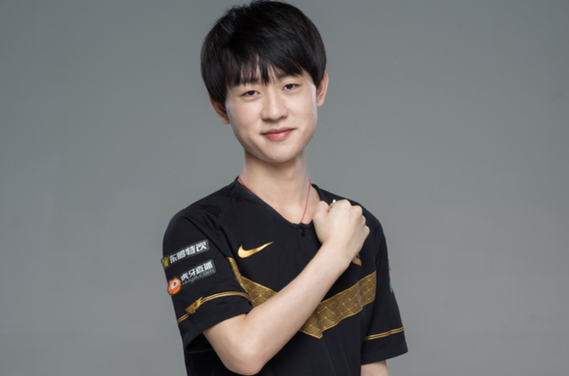 22扳回一 22扳回一