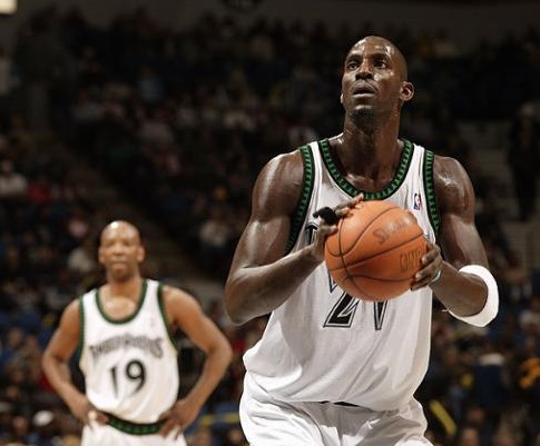 目前在本赛 目前在本赛